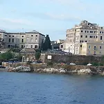 Alexandra\'S Apartment